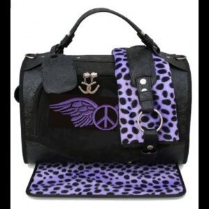 ❗❗️️FINAL REDUCTION❗️❗️Petflys Wings Mini Carrier