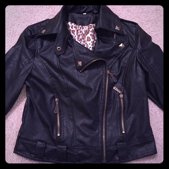 Black faux leather cropped jacket