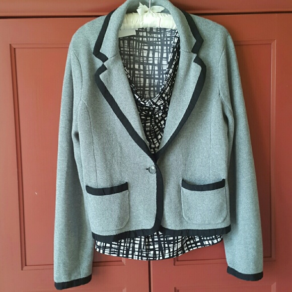 Ann Taylor Loft Sweater Blazer 🎉HP 11/18/15🎉