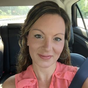 Meet your Posher, Lena