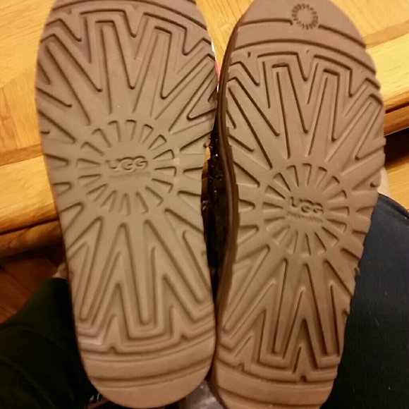 Cheetah sparkle uggs - Picture 4 of 4