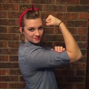 Meet your Posher, Olivia