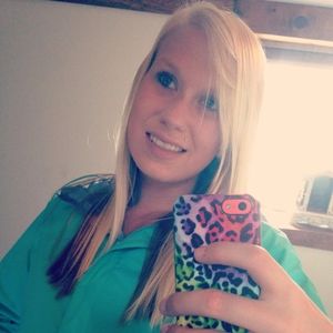 Meet your Posher, Taylor