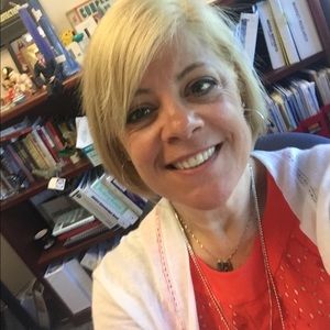 Meet your Posher, Lori