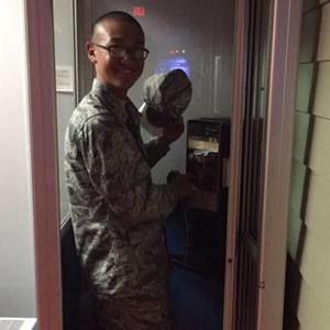 Meet your Posher, Eric