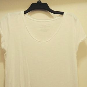 White boyfriend tee