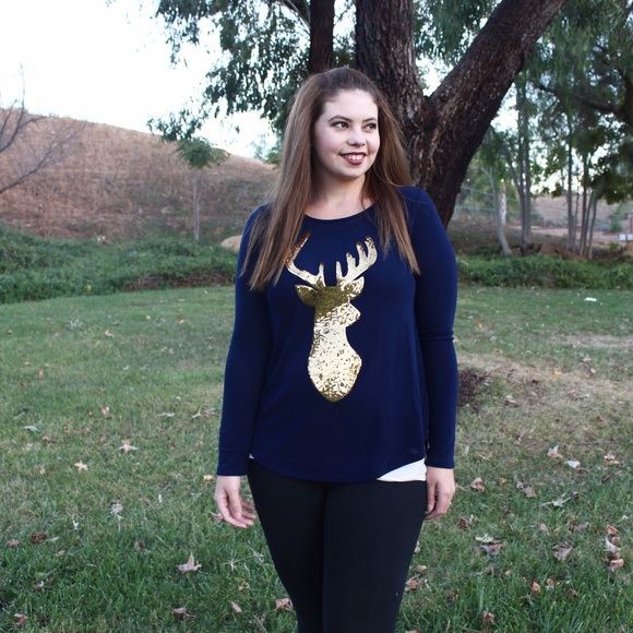 ⬛️BF Sale! $20 OFF! Navy & Gold Sequin Deer Top - Picture 3 of 4