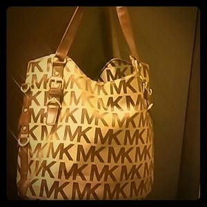 Michael Kors purse