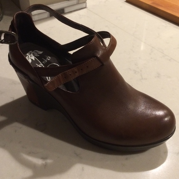 Dansko wedge shoes