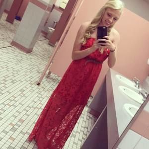 Meet your Posher, Kylee