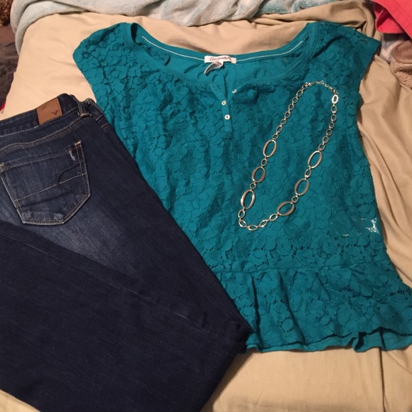 Teal top