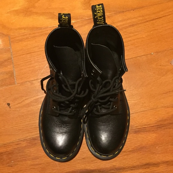 Doc Marten/ Dr. marten