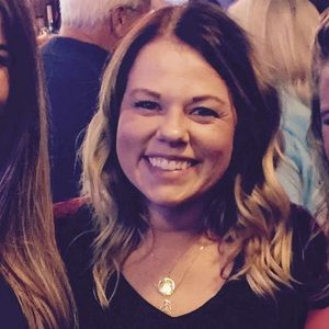 Meet your Posher, Kayla