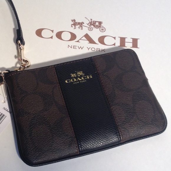 Coach Handbags - NWT Coach Signature C Wristlet