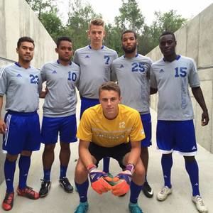 Meet your Posher, Philip