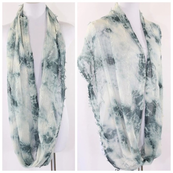 ‼️PRICE FIRM LAST CALL Ink Blue Tie Dye Scarf B26 - Picture 2 of 4