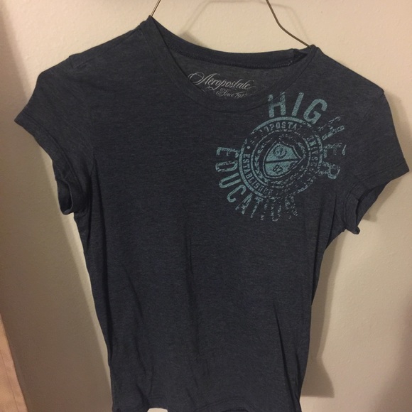 Aeropostale large shirt fights like medium