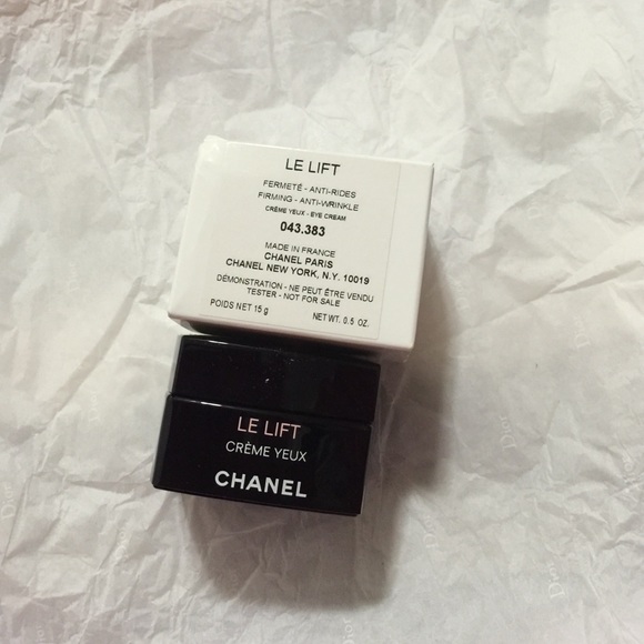 Chanel le lift eye cream