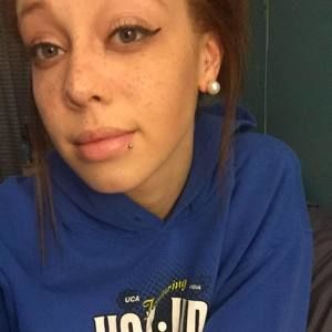 Meet your Posher, Isabella