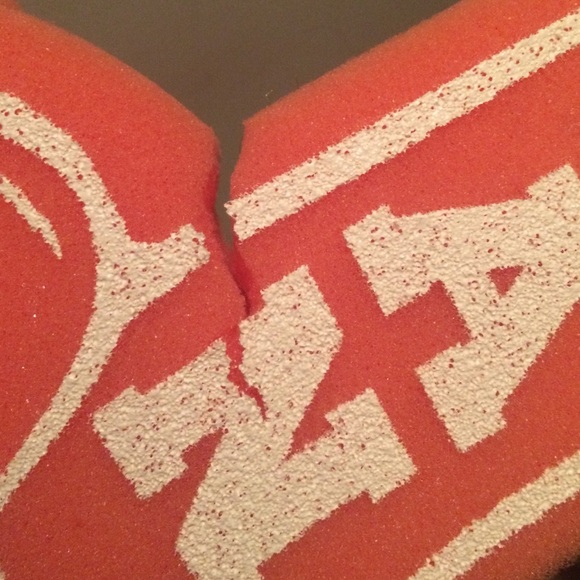 Accessories - Picture 2 of 2