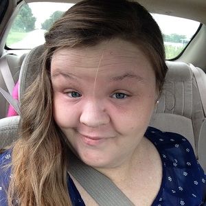 Meet your Posher, Nikki