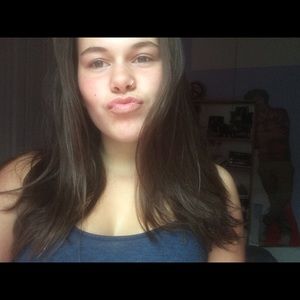 Meet your Posher, Coral