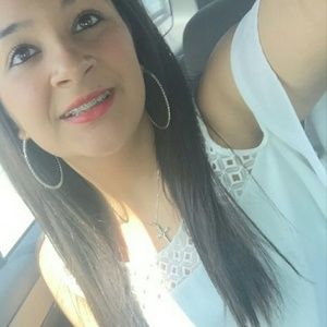 Meet your Posher, Alison