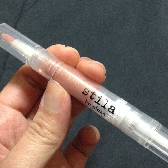 Stila Other - Stila lip glaze in Kitten