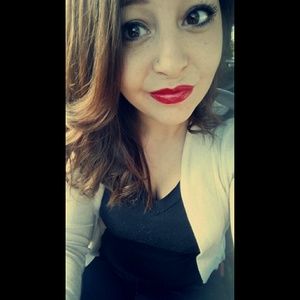 Meet your Posher, Samantha