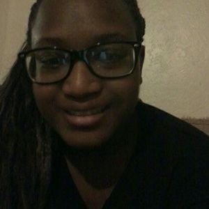 Meet your Posher, Ivory