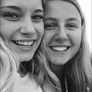 Meet your Posher, Abby