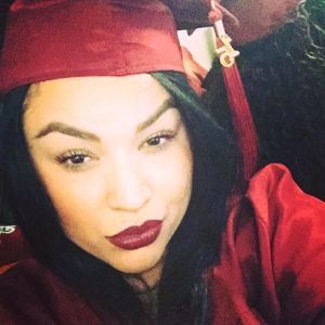 Meet your Posher, Nina