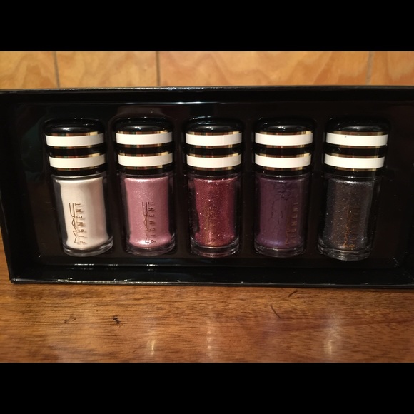 Nocturnals pigments and Glitter/Silver/Violet