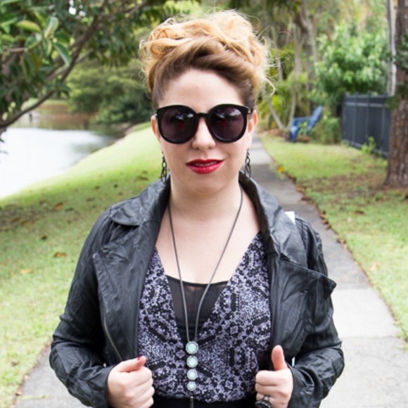 Karen Walker sunglasses - Picture 2 of 3