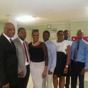 Meet your Posher, Gloria