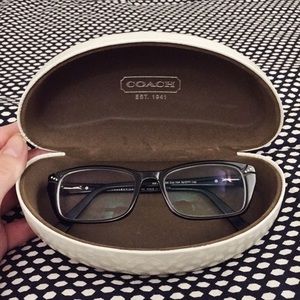 🎀 Coach glasses case 🎀