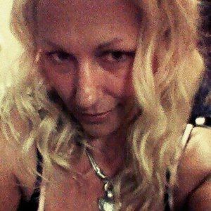 Meet your Posher, Tina