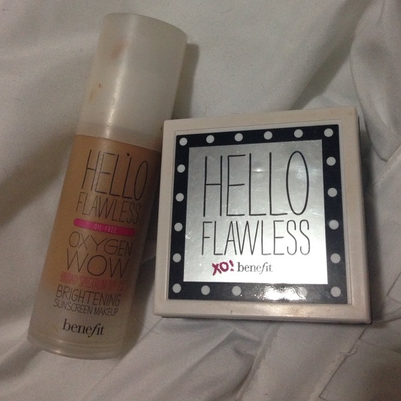 Benefit Hello Flawless set