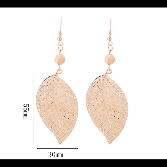 🌿Gold Leaf Jewelry Set🌿 - Picture 3 of 4