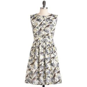EUC Modcloth/Emily and Fin bird dress with pockets