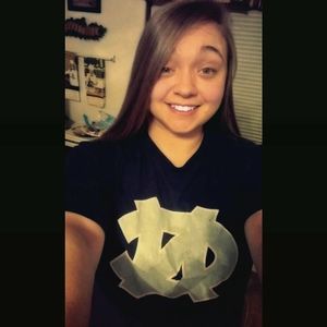 Meet your Posher, Candace