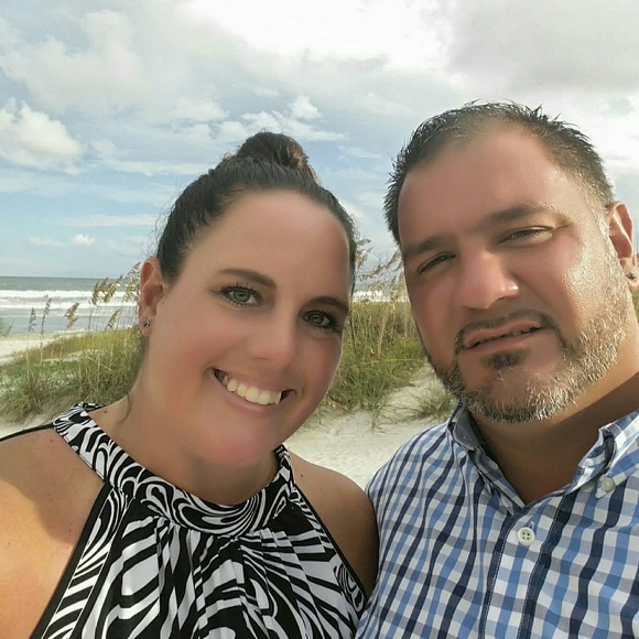 Meet your Posher, Lisa - Picture 2 of 2