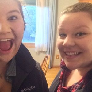 Meet your Posher, Caroline