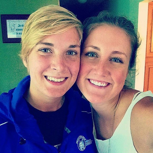 Meet your Posher, Abigail