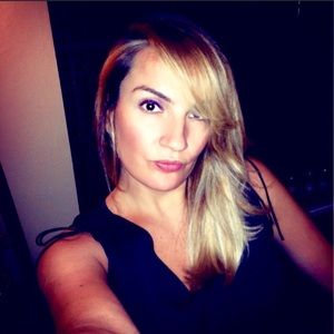 Meet your Posher, Monica