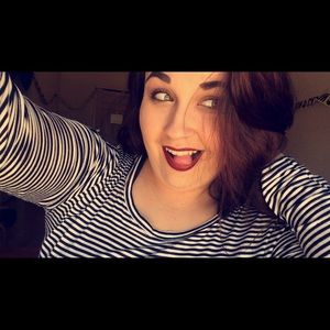 Meet your Posher, Jade