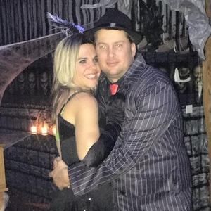 Meet your Posher, Carrie