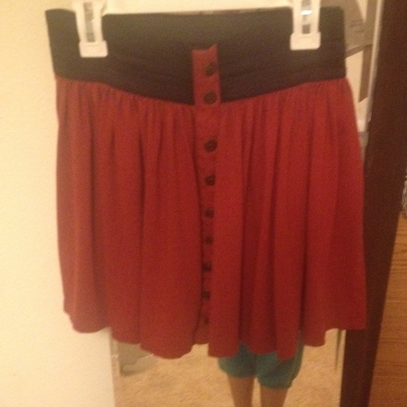 Maroon flowy skirt