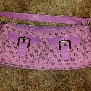 Like new dooney and bourke
