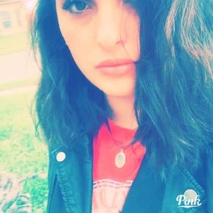 Meet your Posher, Rose